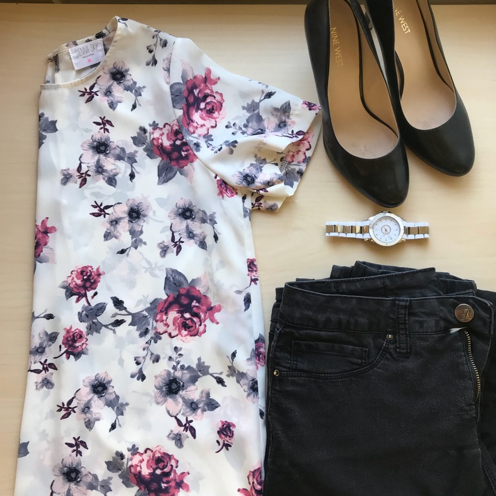 Floral top